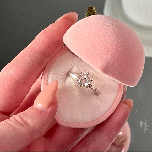 Silver CZ Ring - Picture 5 of 6